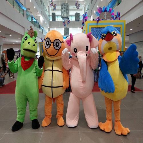 GM Mall Mascots